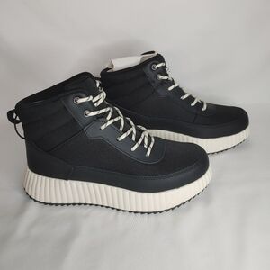 Women’s Black Water Repellent Ankle Boots Size 7 Target Brand New